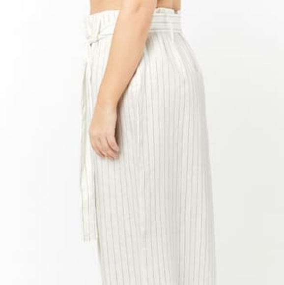 Button down Skirt - Picture 3 of 6